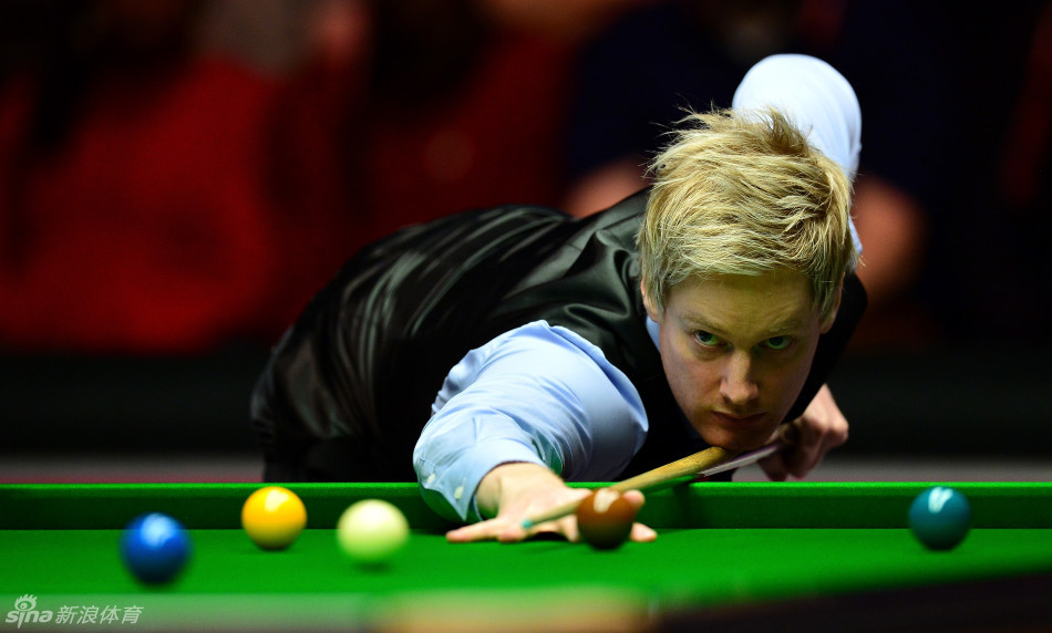 联赛中脱颖 联赛中脱颖