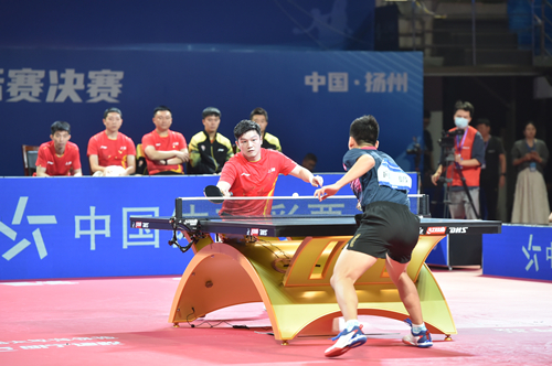 25亿美元 25亿美元