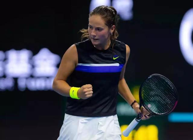 而对于俱乐 而对于俱乐