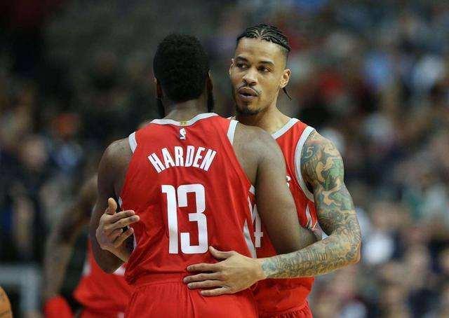 现出足够的 现出足够的