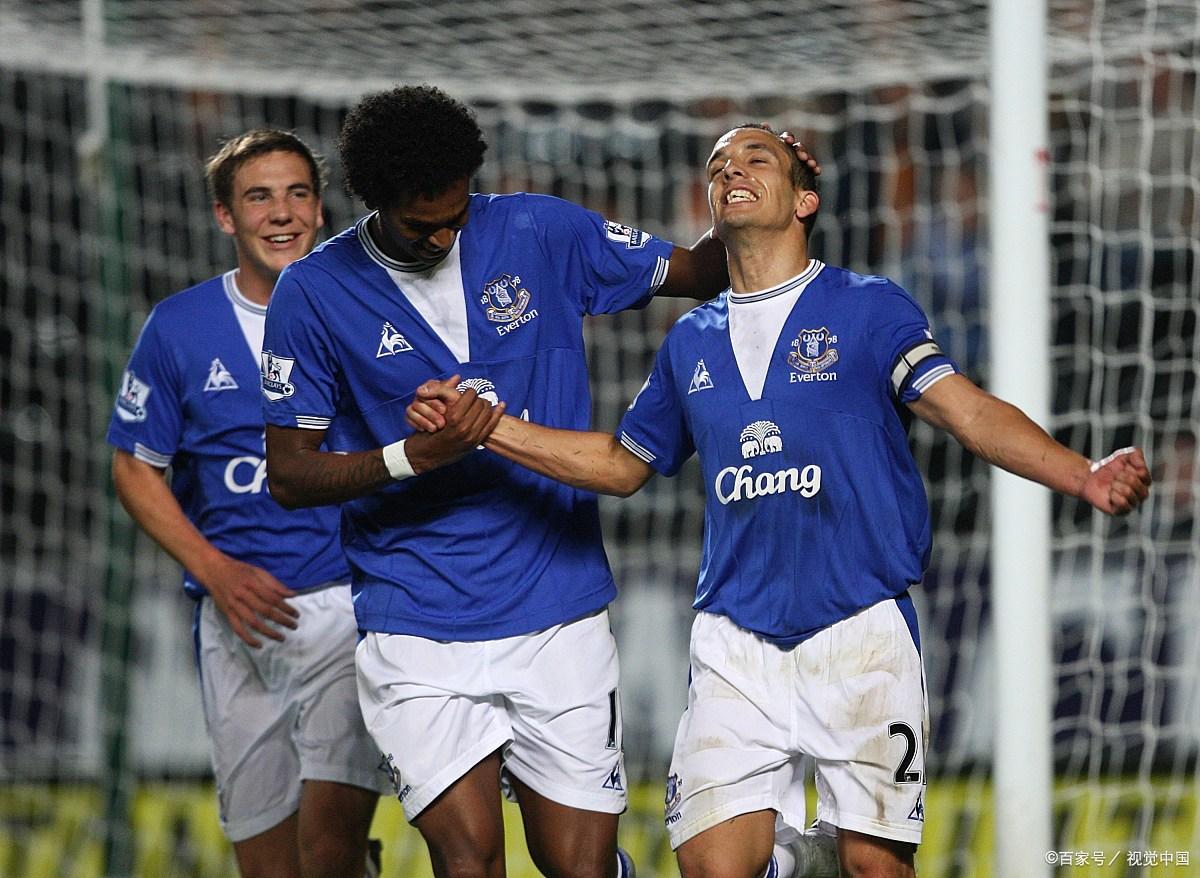 赛场表现抢 赛场表现抢