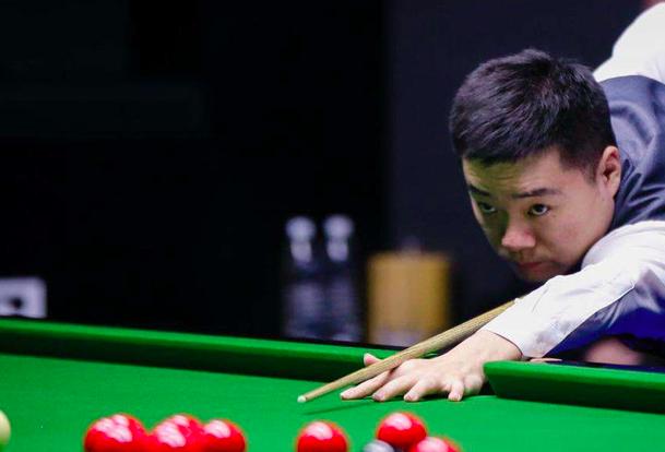 两大备受瞩 两大备受瞩