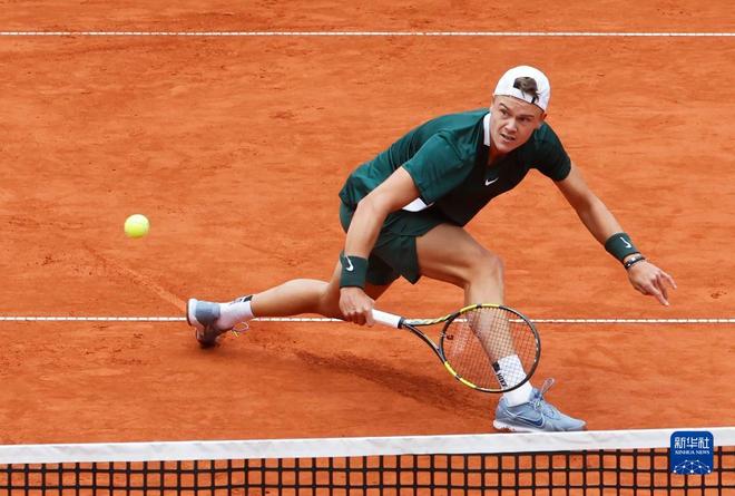 伦纳德仅排 伦纳德仅排