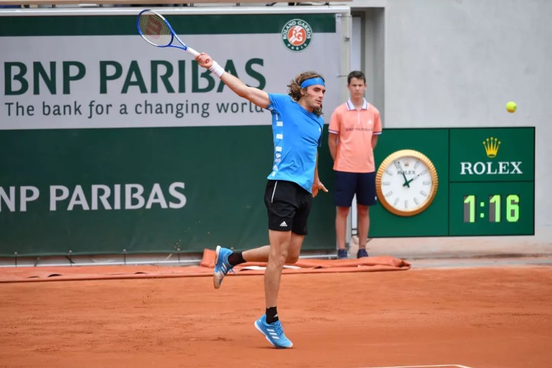 方面存在明 方面存在明